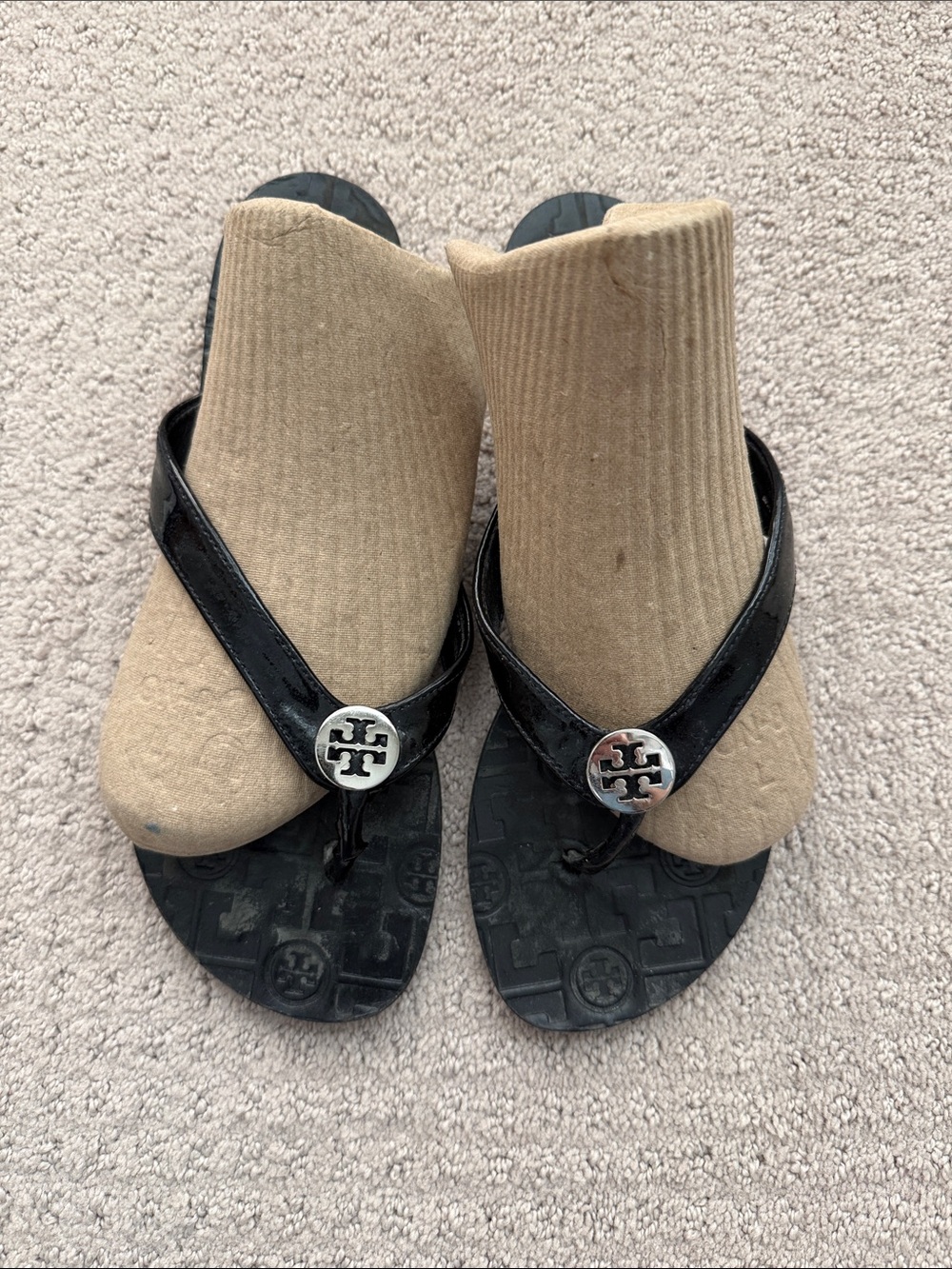 ‼️FREE GIFT WITH $40 PURCHASE - Tory Burch Black Patent Leather Sandals